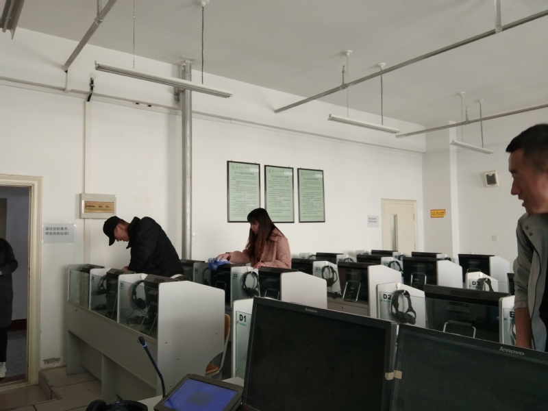 best365网页开展“弘扬雷锋精神，树形象育学风”系列活动----“良好学习环境，...
